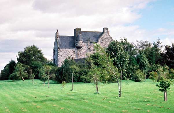Close-up of Ochiltree Castle.